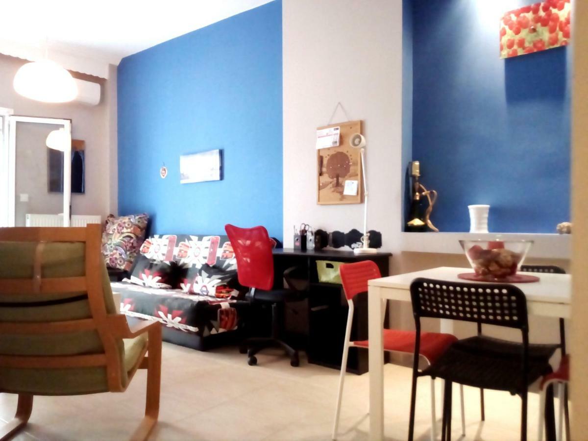 Center Martha's Apartment